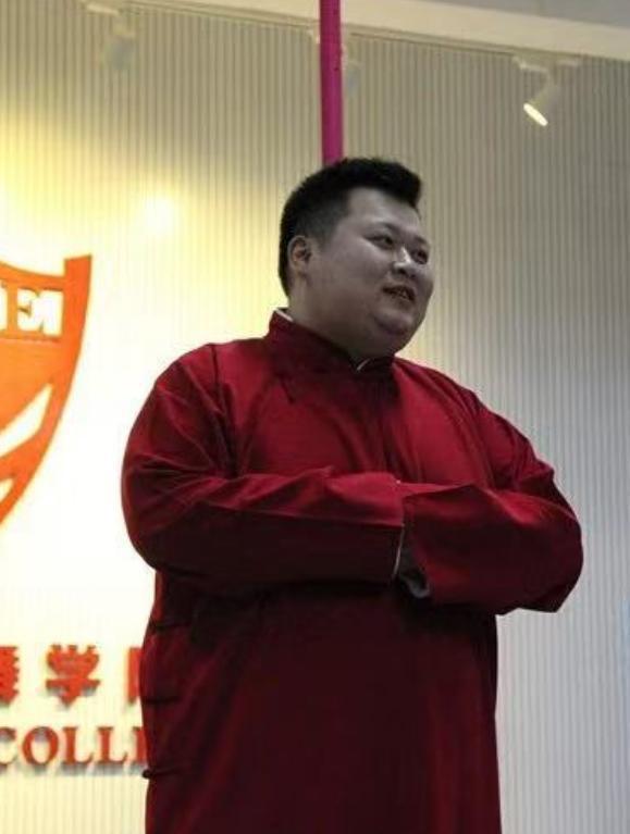 去世体重200多斤好友透露更多细节凯发平台突发！36岁相声演员脑出血(图7)